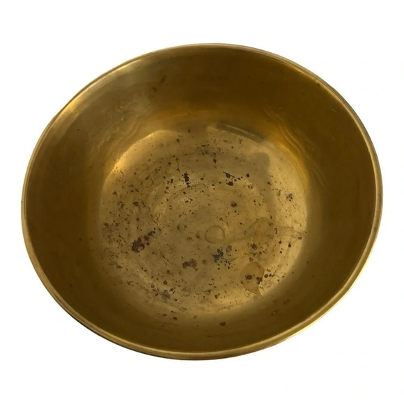 Large Vintage Brass Bowl - Picture 9 of 9